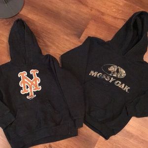 Mossi Oak / kid athletics Lot two boy hoodies  S